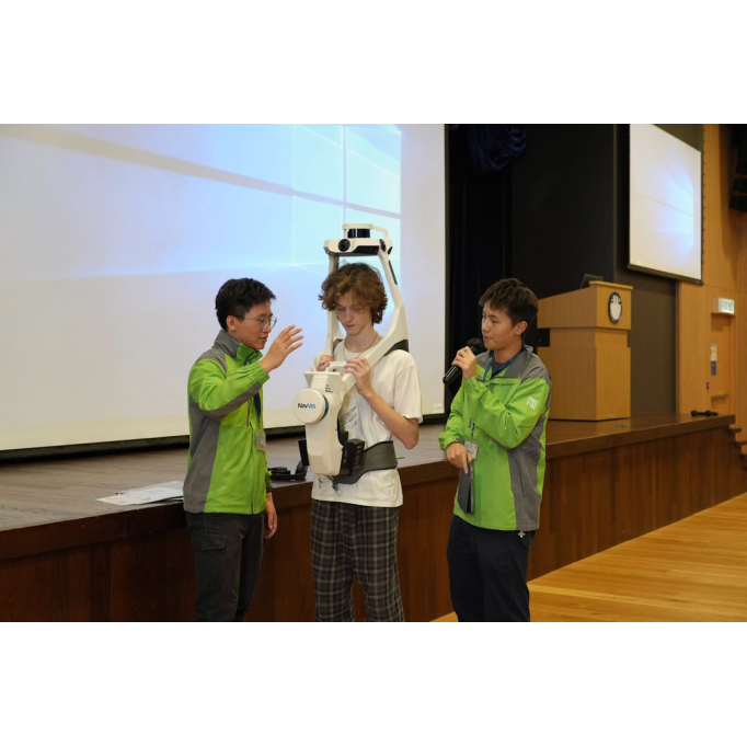 573050376_1283462220460532_1694027275900445557_n